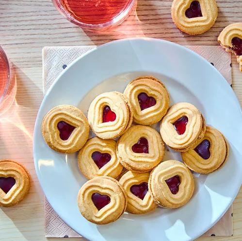 Three Cookies for you.