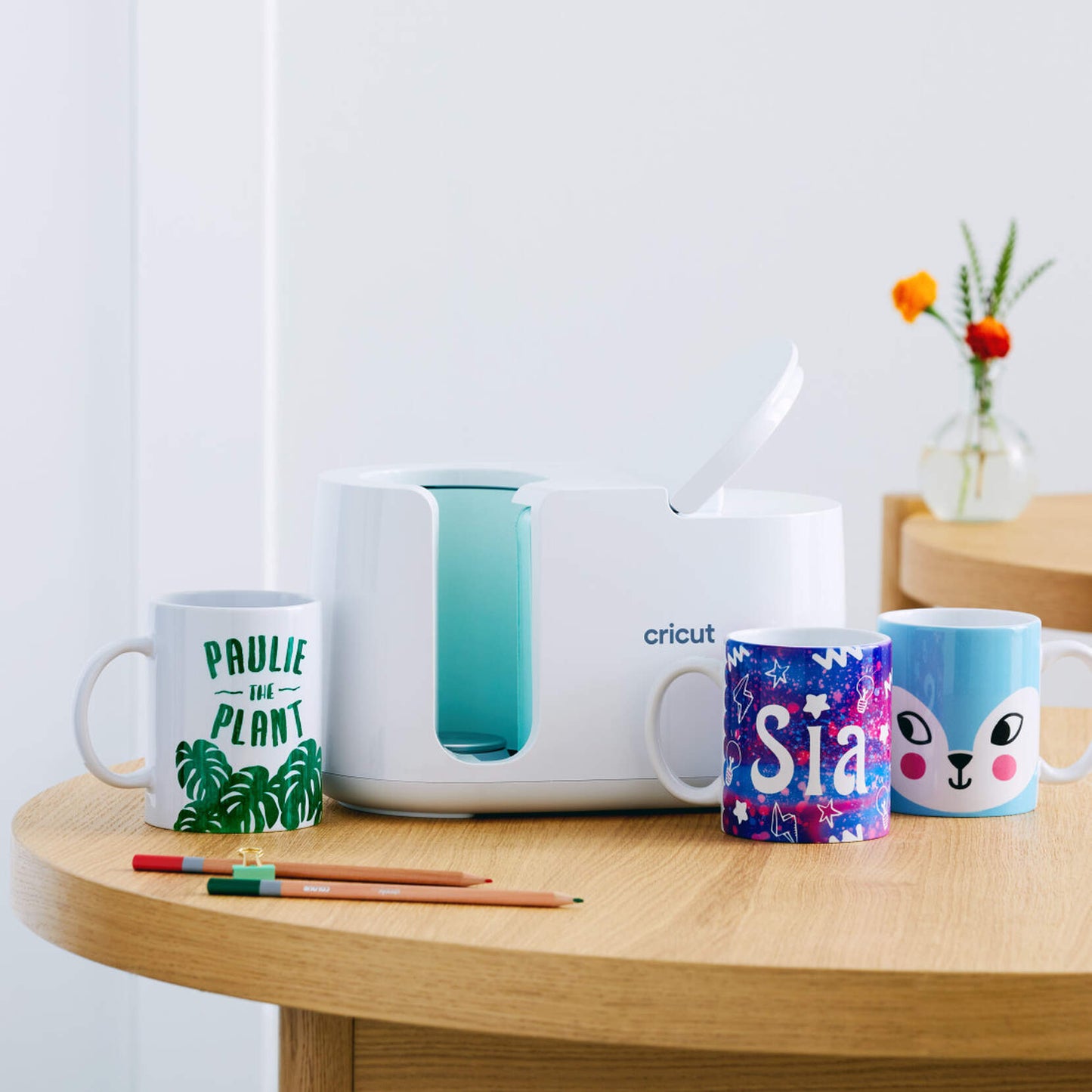 Cricut Mug Press (Bonus 2 tazas para sublimar).