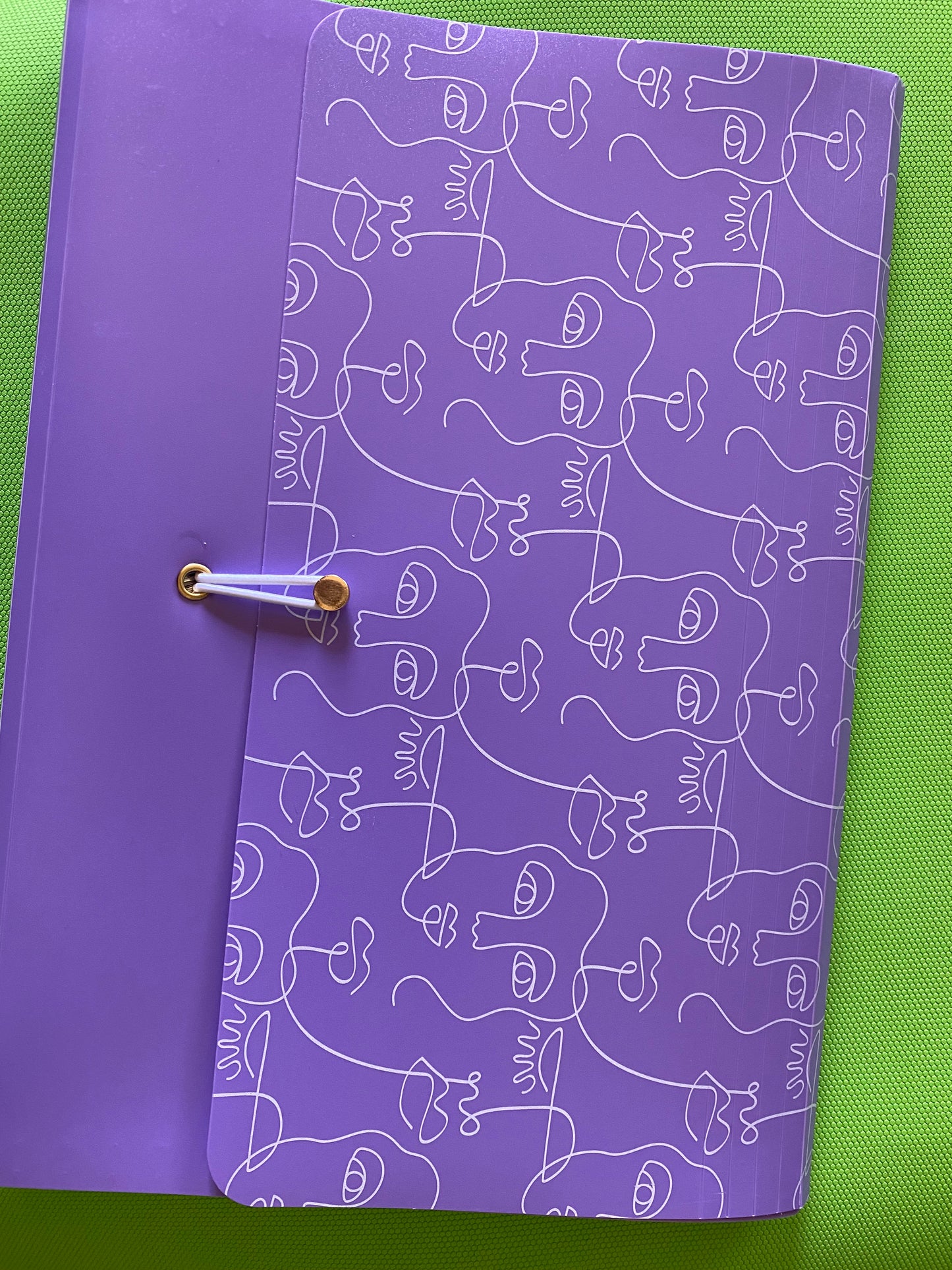 Folder faces